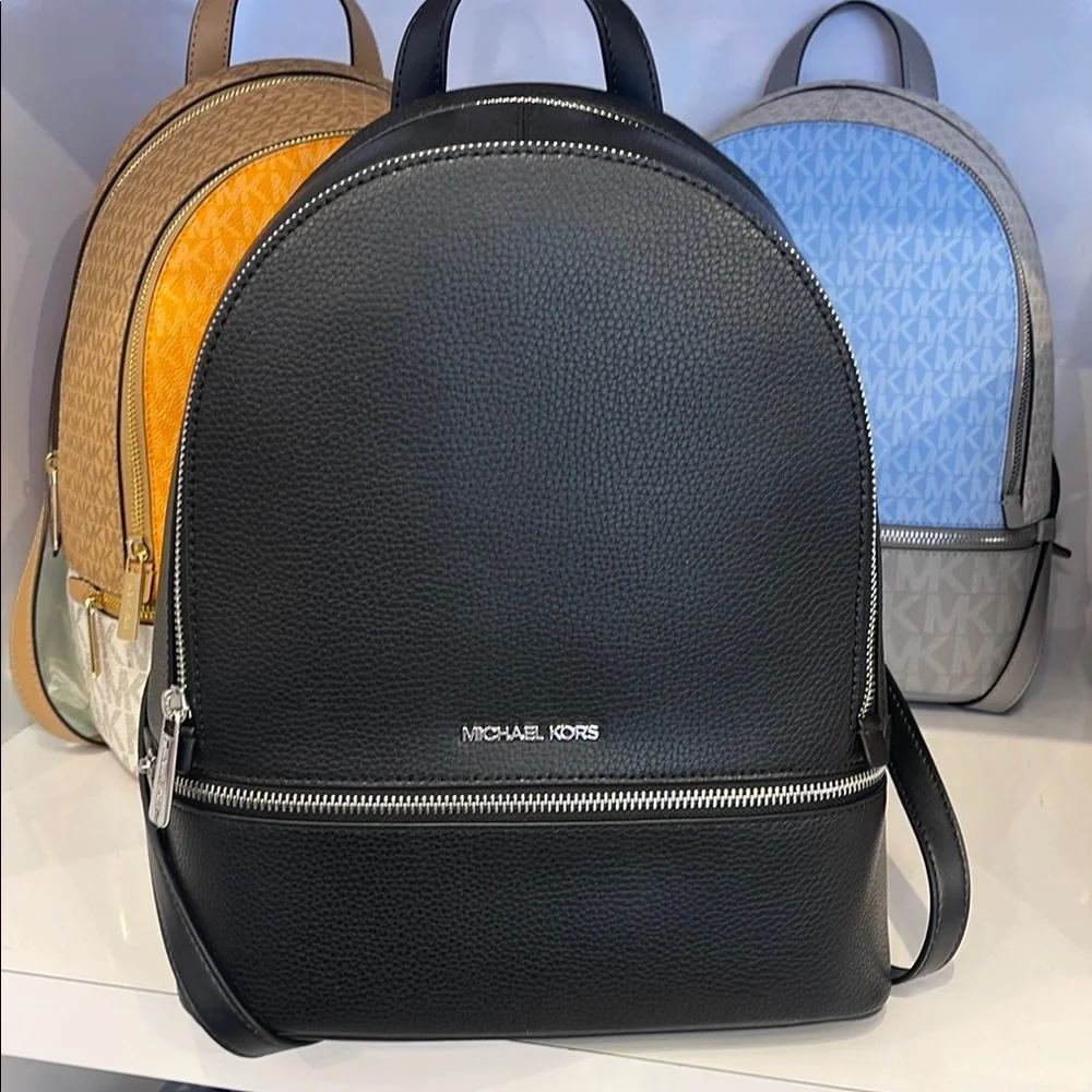 MICHAEL KORS Rhea Medium Pebbled Leather Zip Backpack
BLACK
NWT MK - Picture 1 of 16